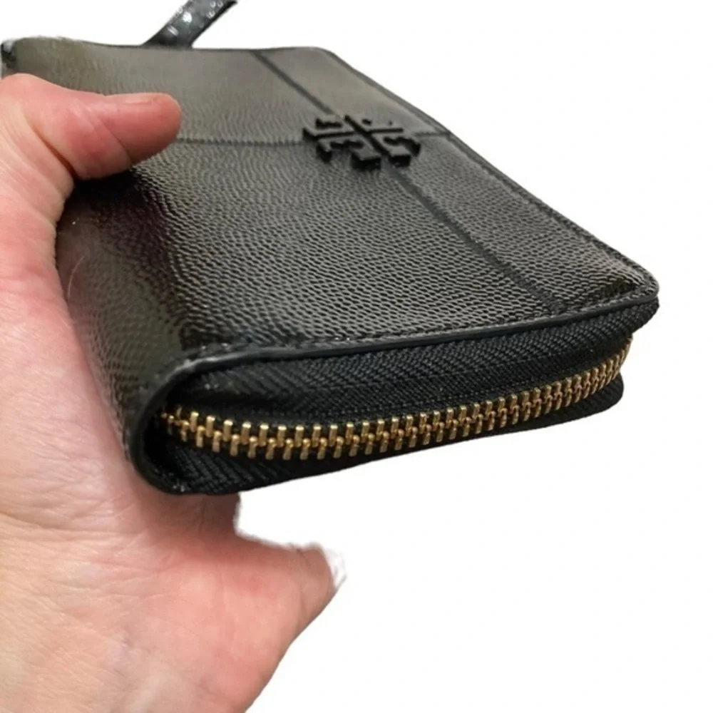 Tory Burch black grained shiny leather wristlet wallet clutch bag